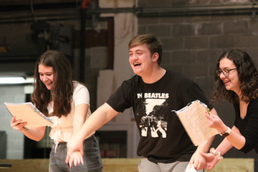 Theatre Students Prepare for Spring Musical, Honk!